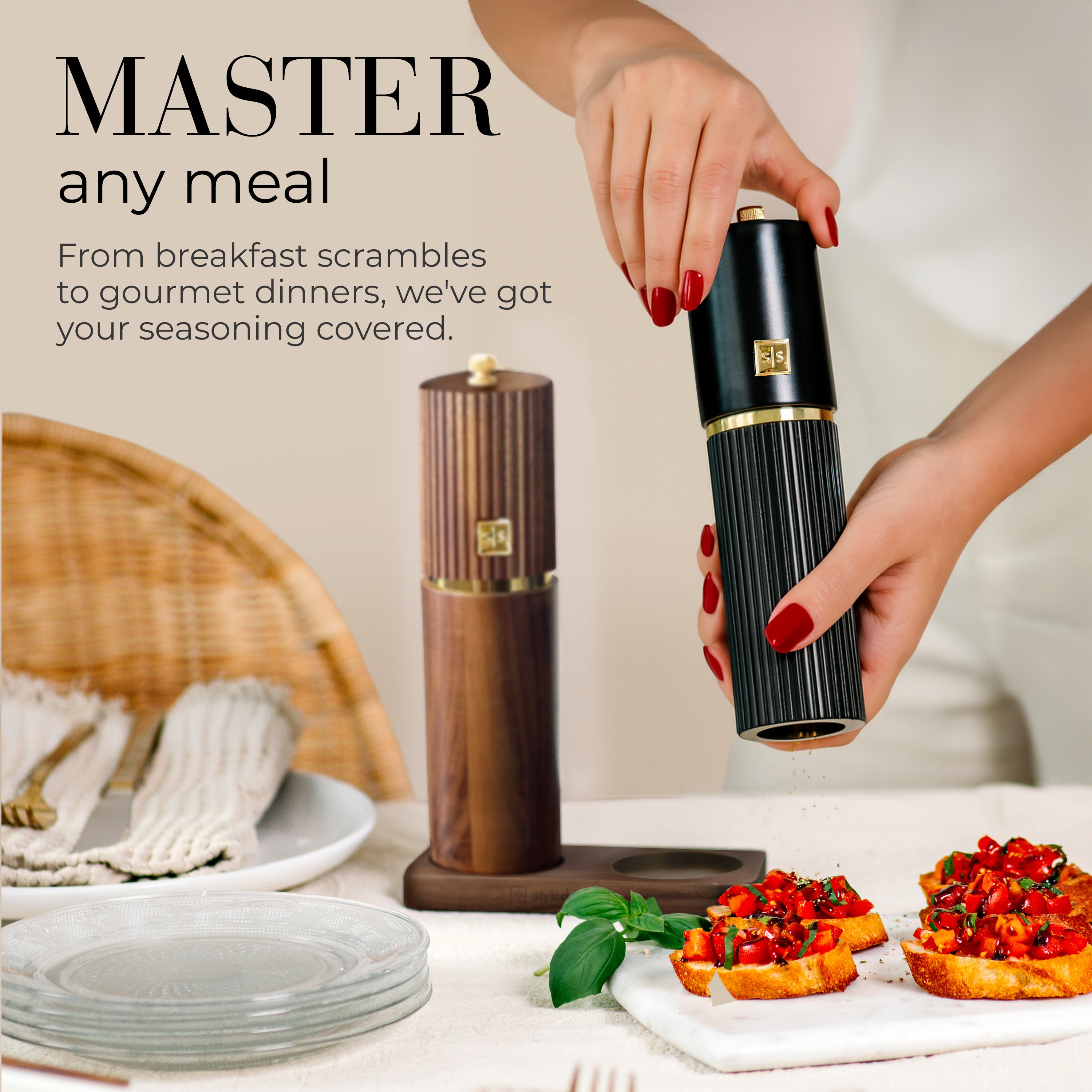 Acacia and Black Salt and Pepper Mill Set
