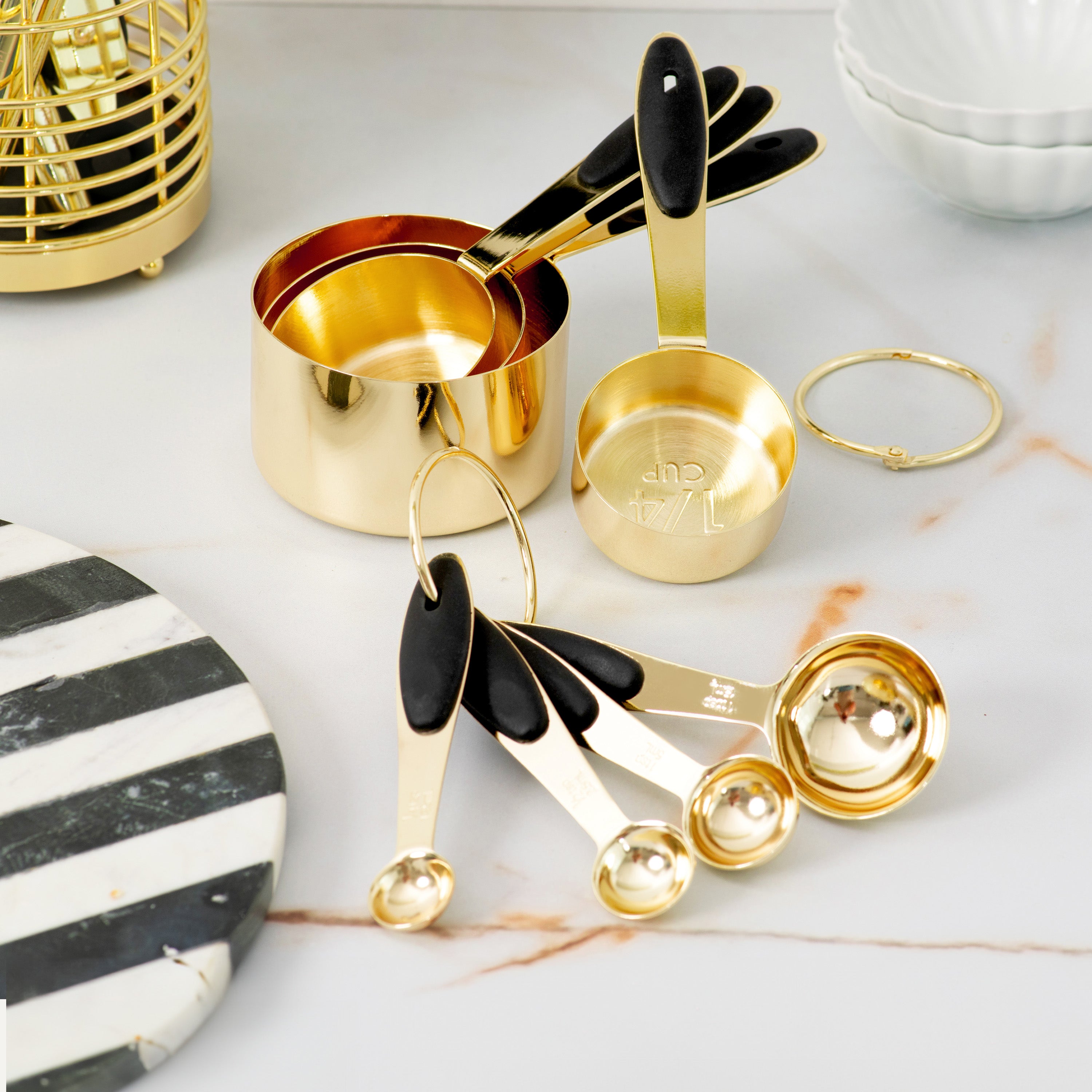 Black and Light Gold Measuring Cups and Spoons Set
