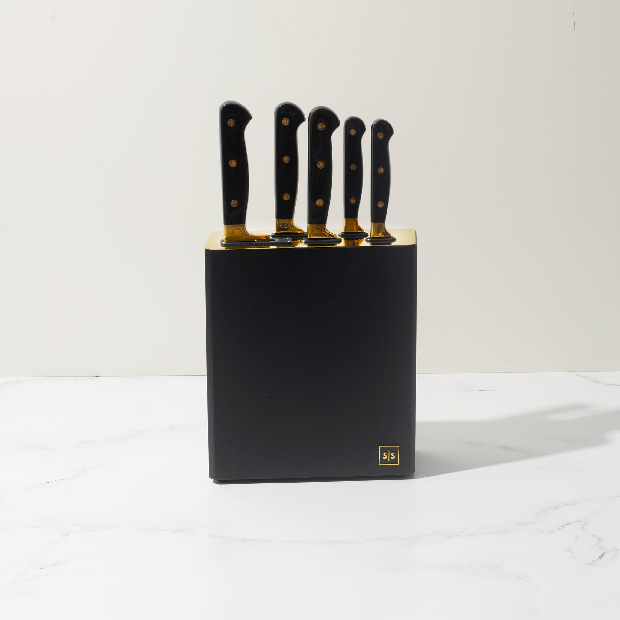 Black and Gold Knife Set With Block - Gold Handle Knife Set with Self  Sharpening Kitchen Knife Holder With Full Tang Gold Knives & Self  Sharpening