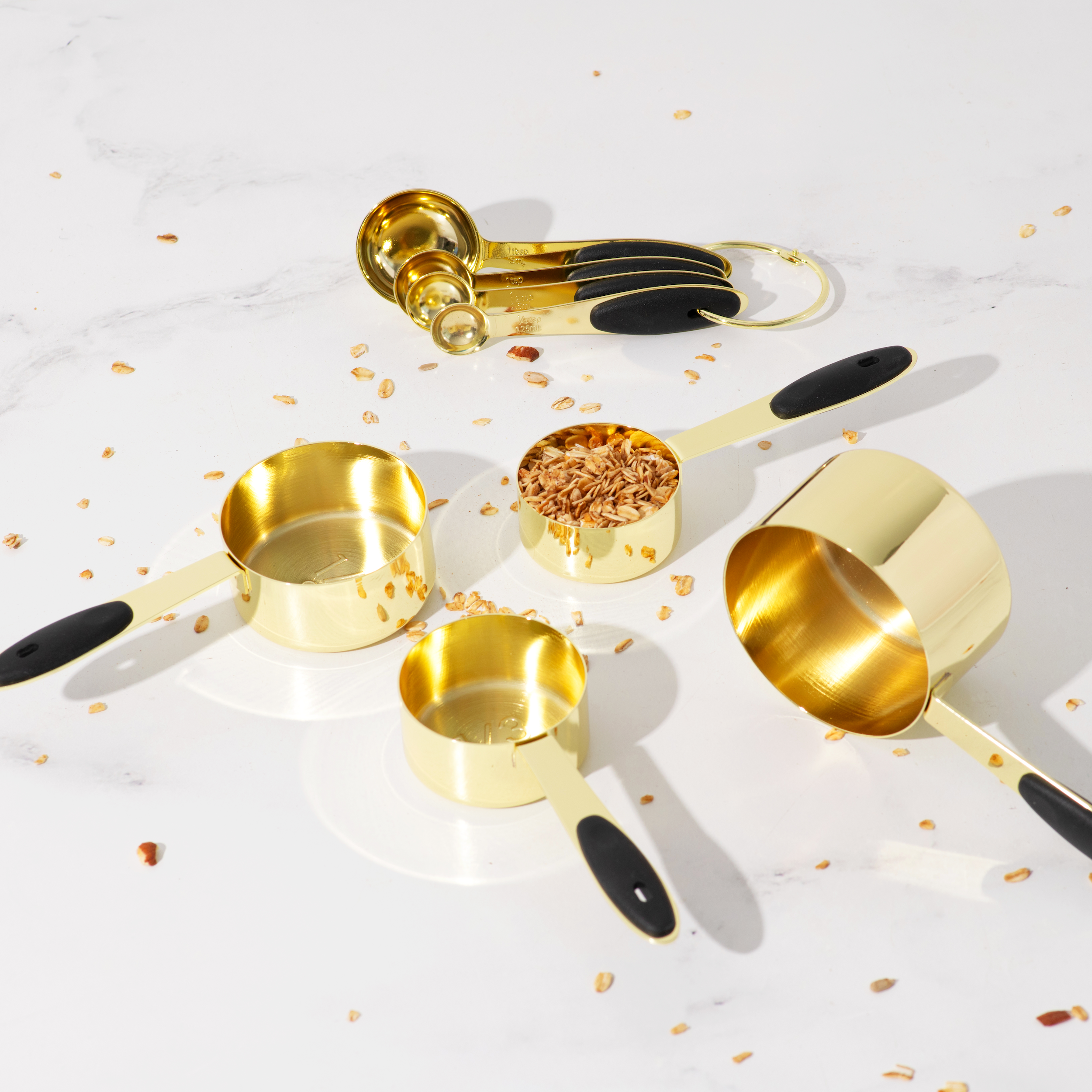 Black and Light Gold Measuring Cups and Spoons Set