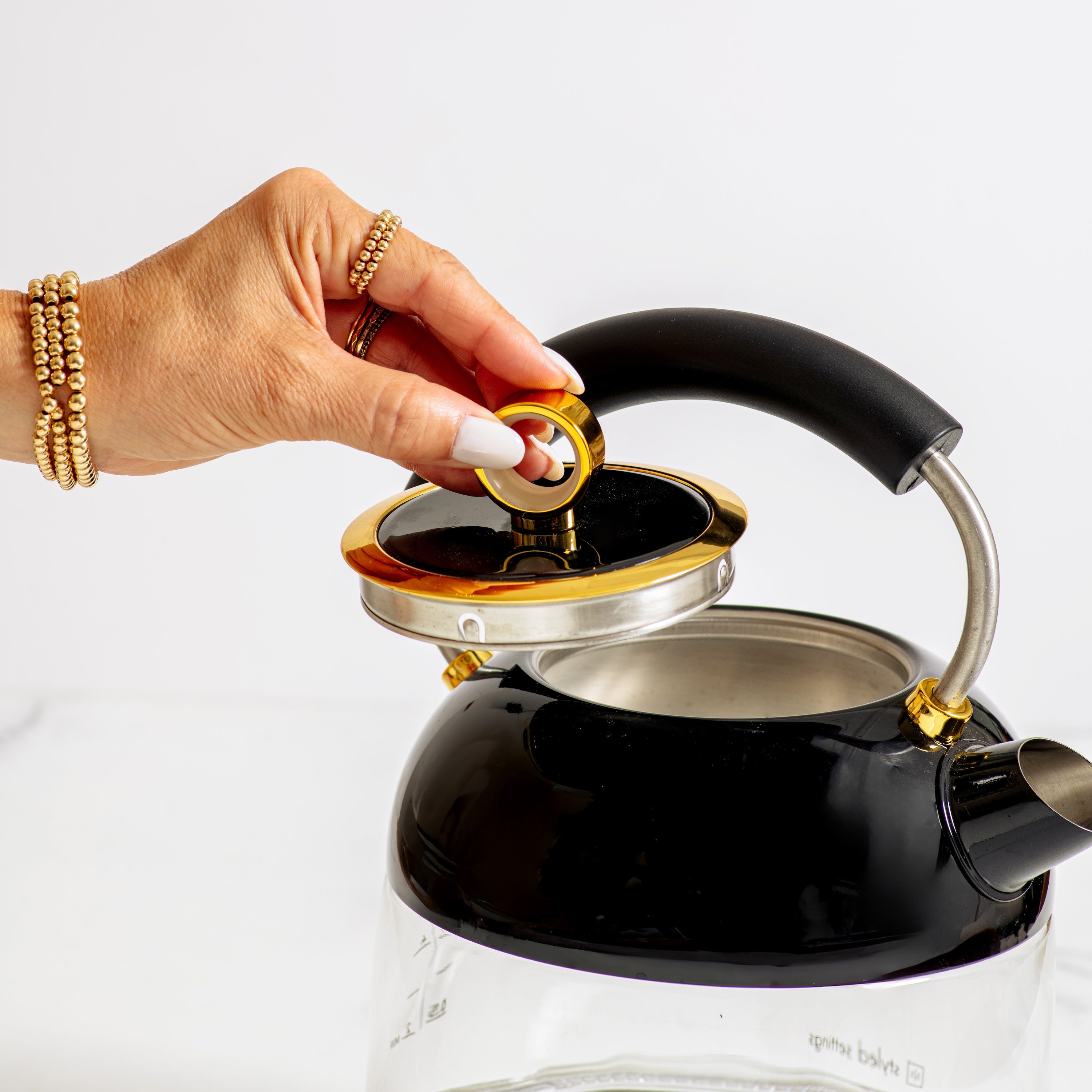 Black & Gold Electric Kettle